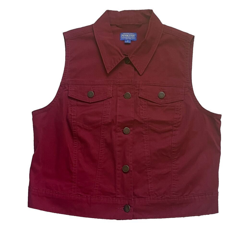 Pendleton Red Vest, Two Pockets, Brass Buttons, Womens Size‎ Medium
